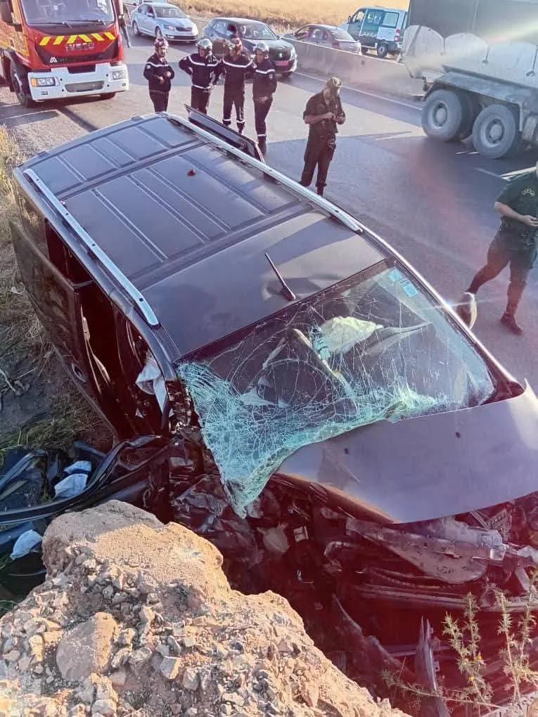 وفاة شخص و إصابة 06 آخرين في حادث مرور بالبويرة