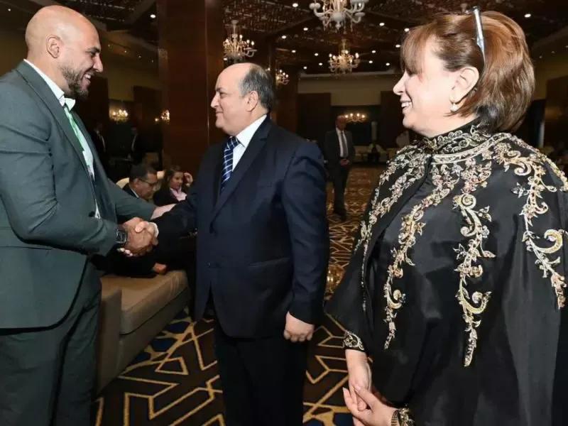 بتكليف من رئيس الجمهورية... الوزير الأول يشرف على مراسم إحياء اليوم الوطني للفنان