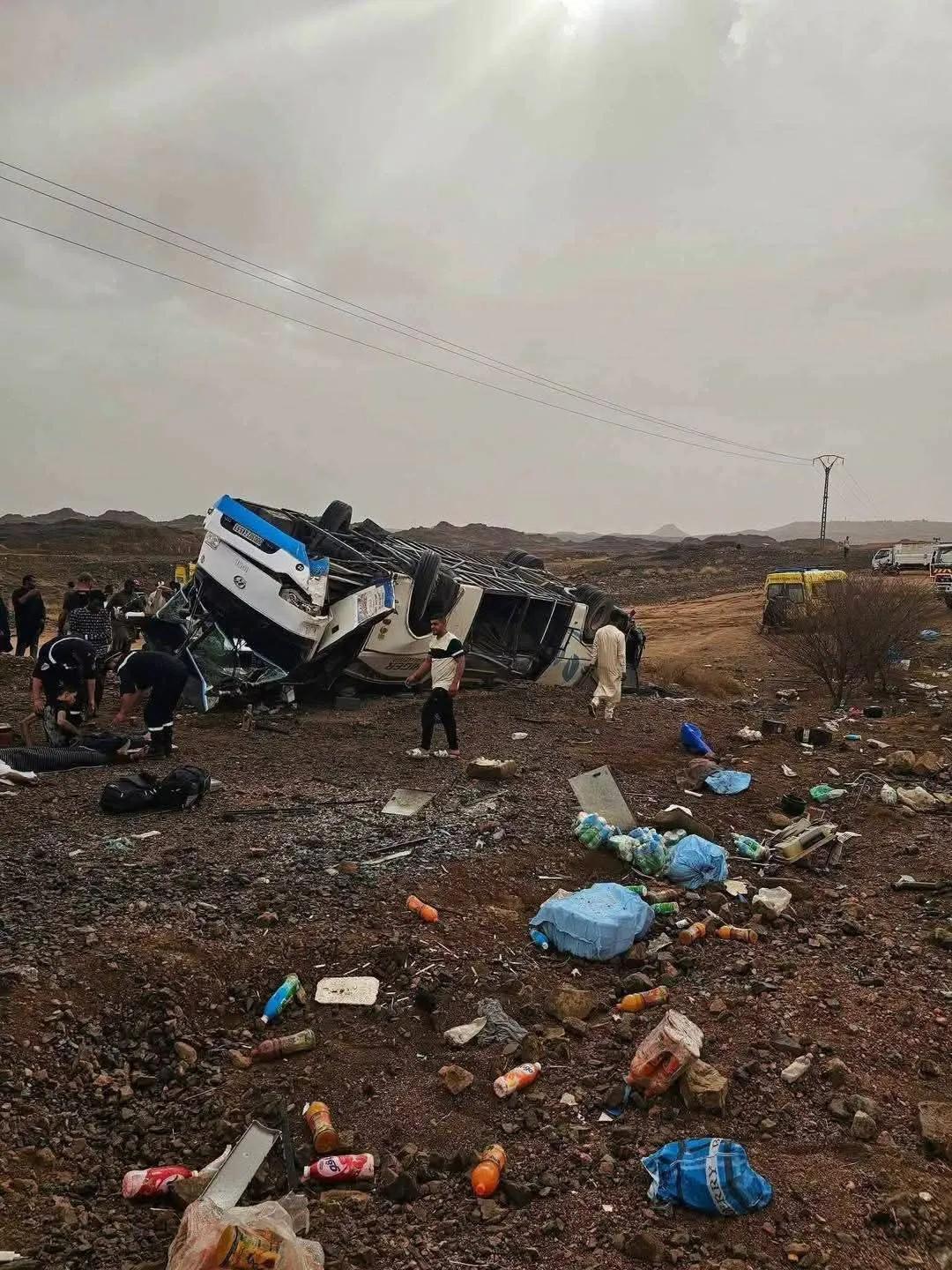 04 وفيات و 20 جريح كحصيلة أولية في حادث مرور بولاية تامنغست 