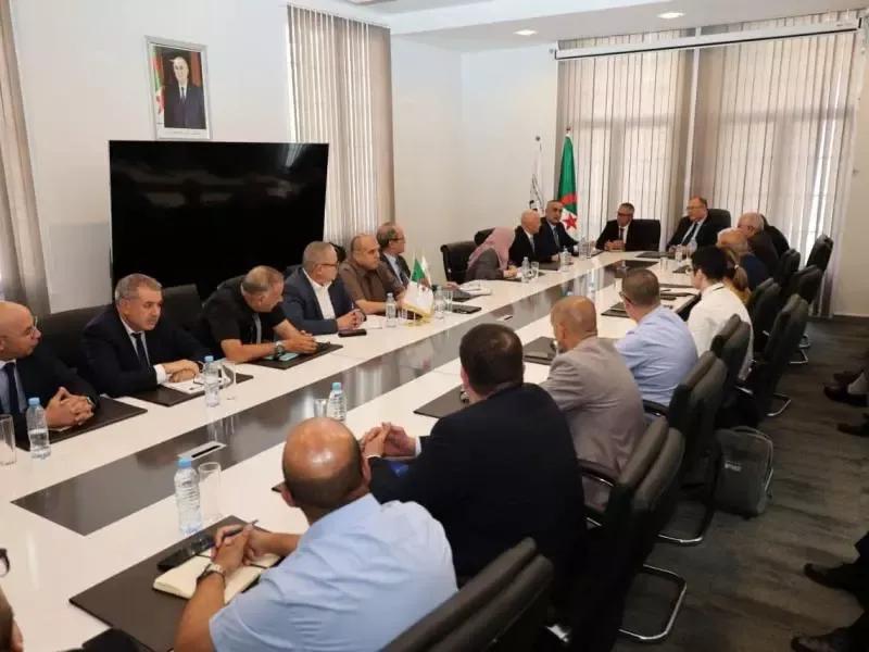 تنصيب علي كساسي مديرا عاما للشركة الوطنية للنقل بالسكك الحديدية