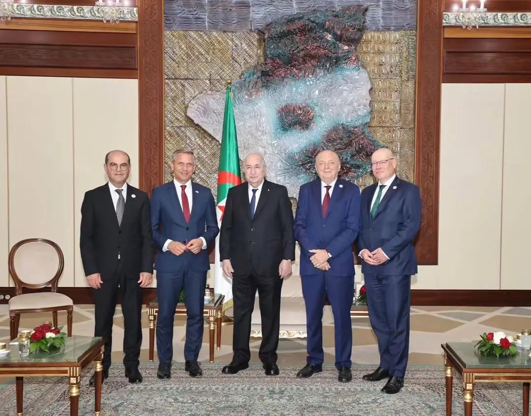 رئيس الجمهورية يستقبل وزراء الطاقة للدول المنخرطة في مشروع الممر الجنوبي للهيدروجين