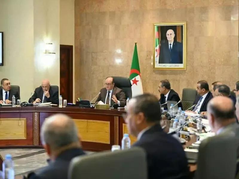 اجتماع الحكومة: عرض حول حصيلة تنفيذ قرارات رئيس الجمهورية خلال الاجتماع الأخير لمجلس الوزراء