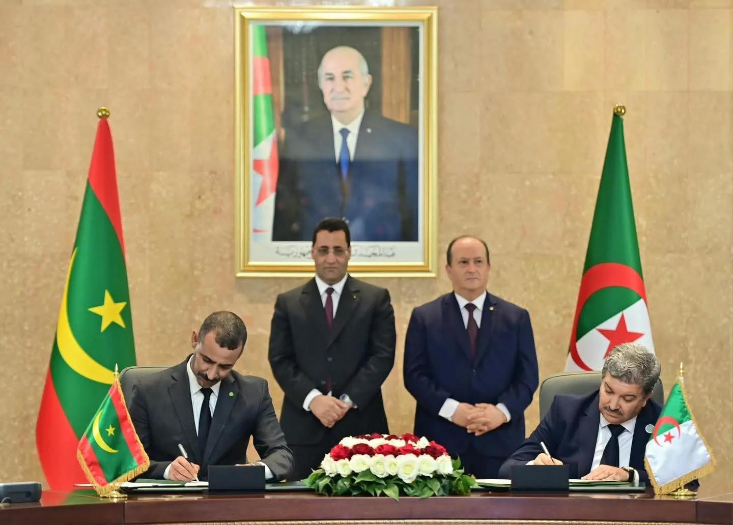 التوقيع على مجموعة من الاتفاقيات ومذكرات تفاهم في مجال الاعلام والاتصال بين الجزائر وموريتانيا