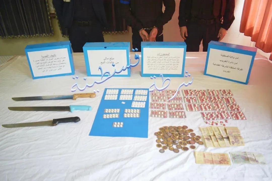 توقيف مسبوق قضائيا وضبط أزيد من 400 كبسولة من المؤثرات العقلية بقسنطينة