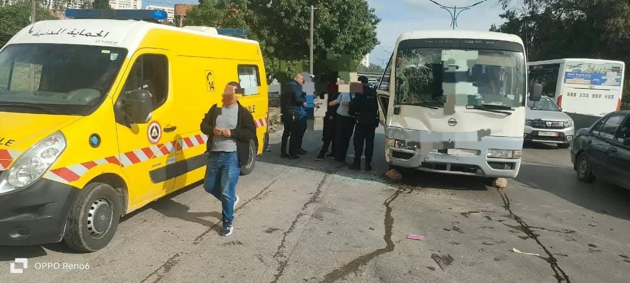 5 مصابين اثر اصطدام بين حافلتين بولاية قسنطينة