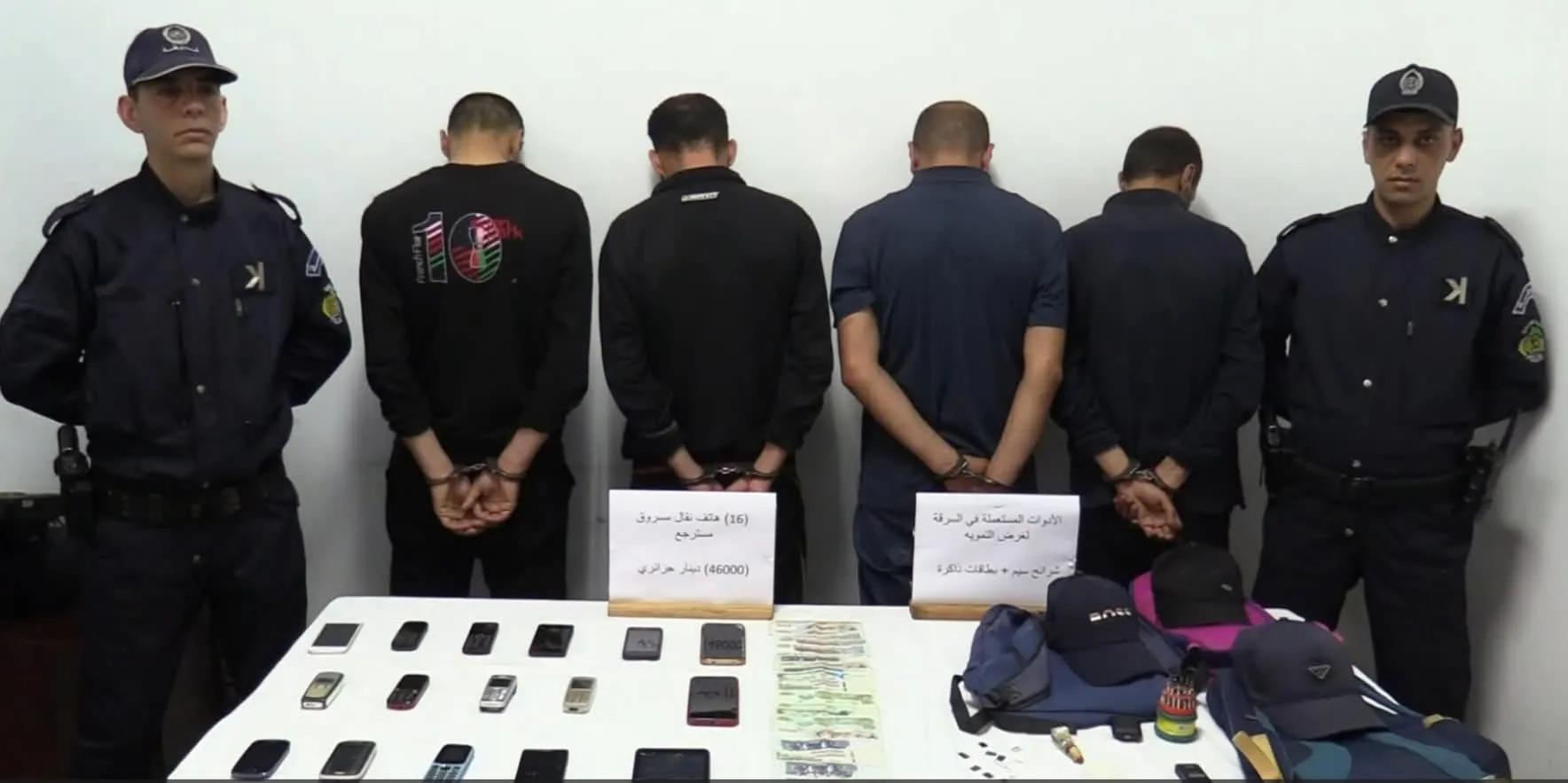 الاطاحة ب 4 أشخاص مشتبه فيهم في قضايا سرقة بالنشل للهواتف النقالة على مستوى موقف الحافلات "أودان"