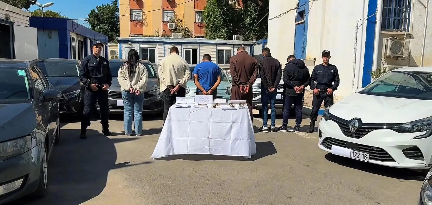تفكيك شبكة إجرامية منظمة واسترجاع 11 مركبة مسروقة بالعاصمة