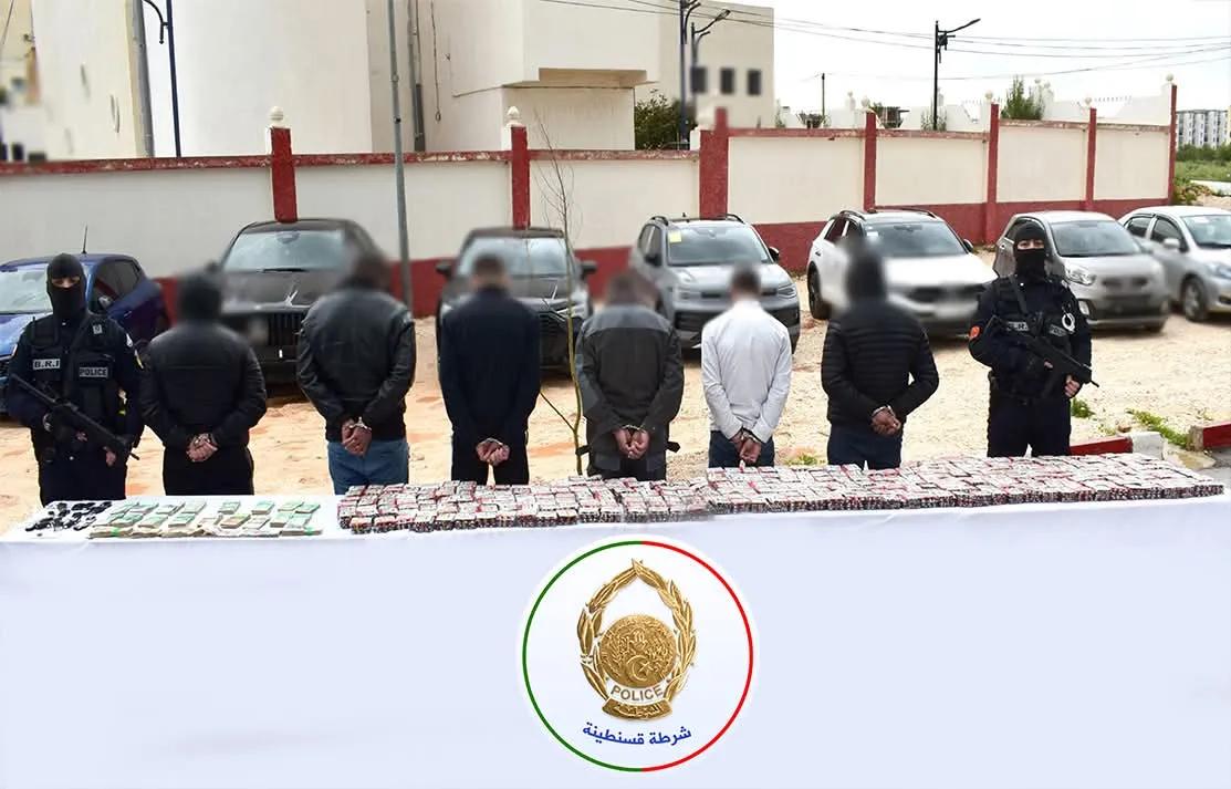 توقيف 6 أشخاص وحجز 50000 كبسولة من المؤثرات العقلية بقسنطينة