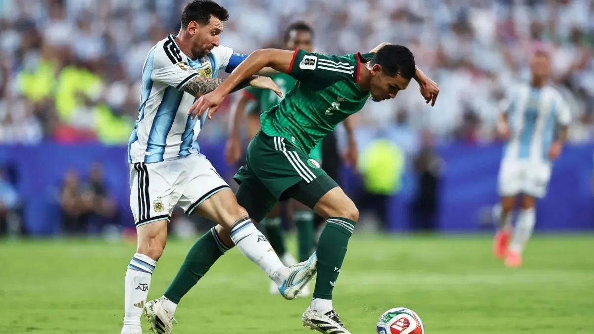 "الفاف" يشكو رسميا إلى “فيفا” بشأن التحكيم في مباراة الأرجنتين